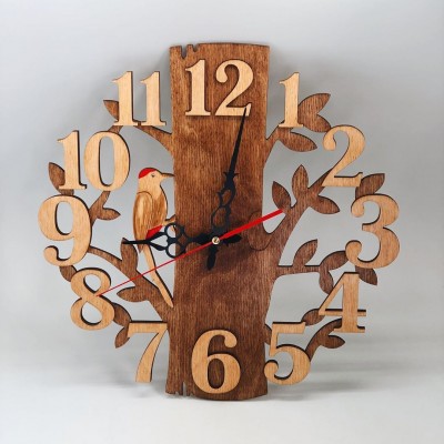 Часы настенные из дерева по индивидуальному дизайну