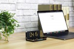 Часы настольные с беспроводным зарядным устройством, черные