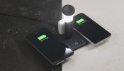 Настольная беспроводная зарядная станция для часов, наушников, смартфонов, с лампой