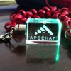 Стеклянный брелок с 3D гравировкой и подсветкой прозрачный