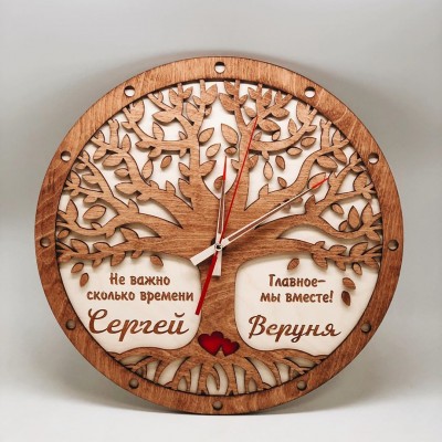 Часы настенные из дерева по индивидуальному дизайну 