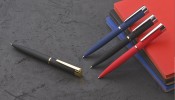 Ручка шариковая АЙС, покрытие soft touch,  черная