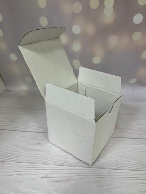 Коробка для кружки 110х110х110 белая